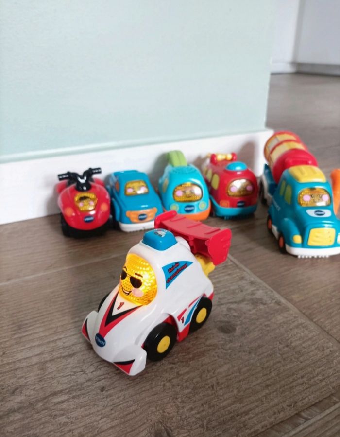 Tutut bolide Lucas le roi du championnat - photo numéro 3