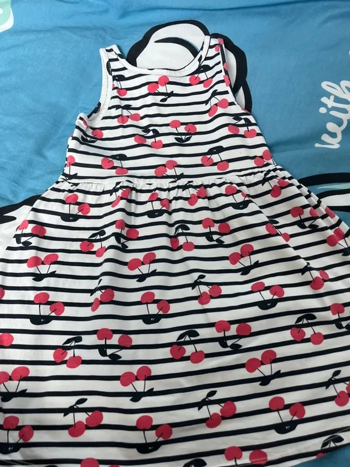 Robe 5 ans - photo numéro 2
