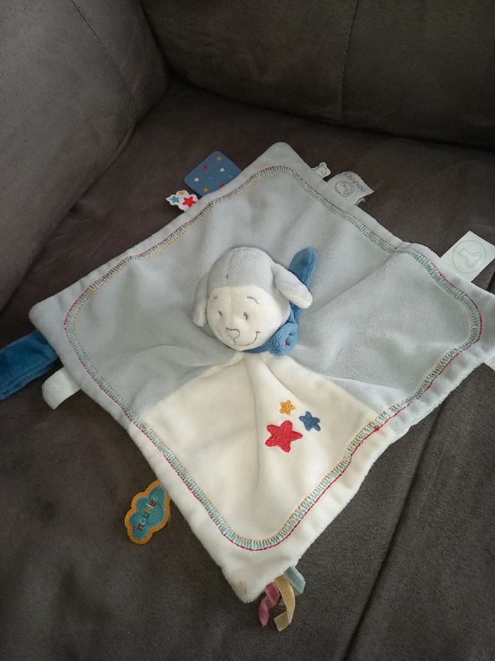 Doudou attache tétines noukie's mouton