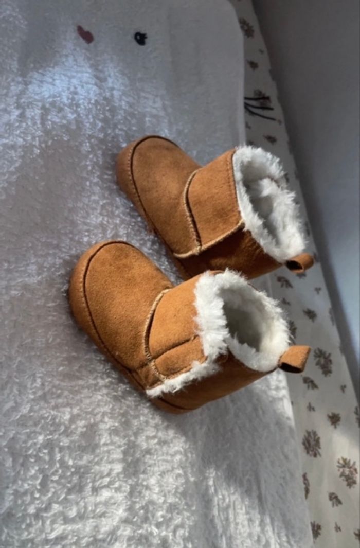 Boots Bebe neuves - photo numéro 2