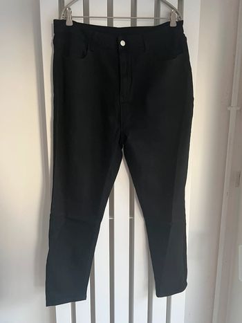 Pantalon femme style jegging noir