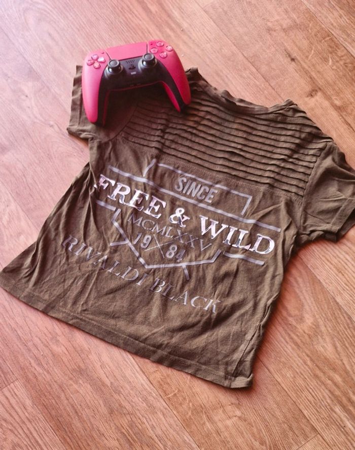 T shirt