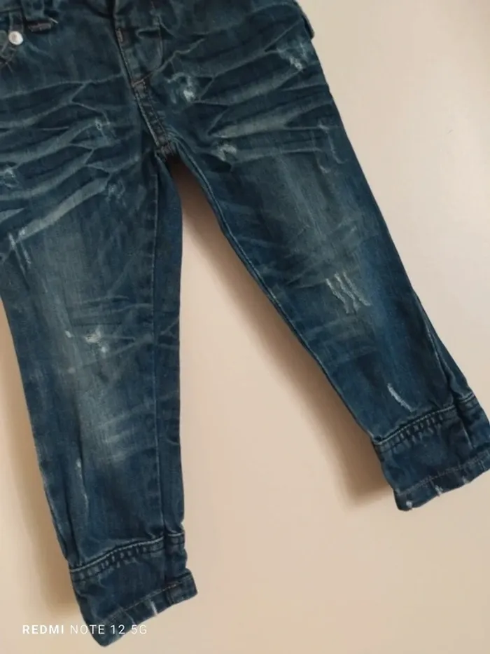 Jean taille 12/18 mois - photo numéro 3