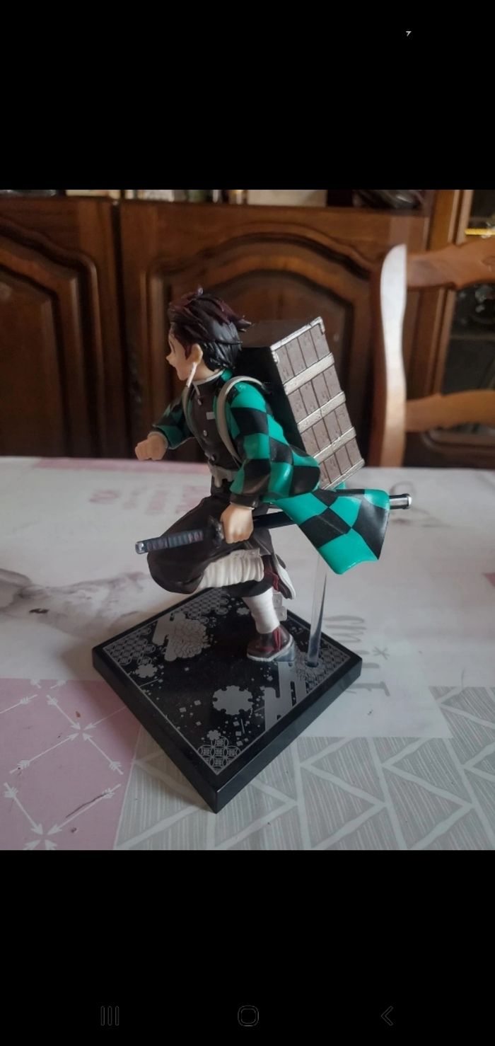 Figurine demon slayer tanjiro - photo numéro 3