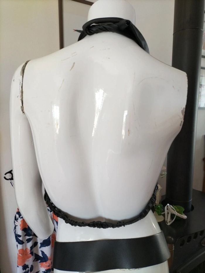 Top dos nu taille 40/42 - photo numéro 5