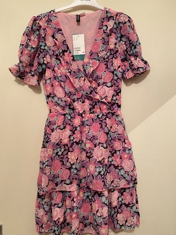 Robe d'été à fleurs taille 34 H&M neuve