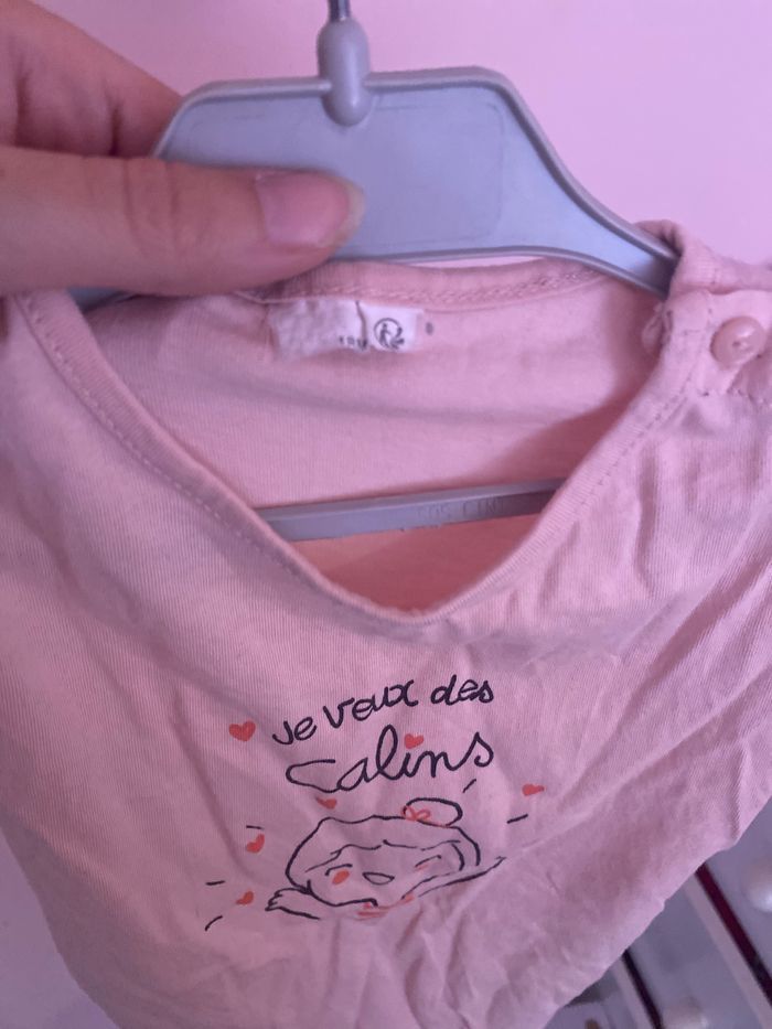 T shirt câlins - photo numéro 4