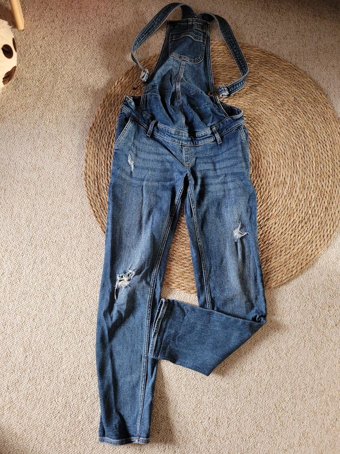 Salopette en jeans - photo numéro 2