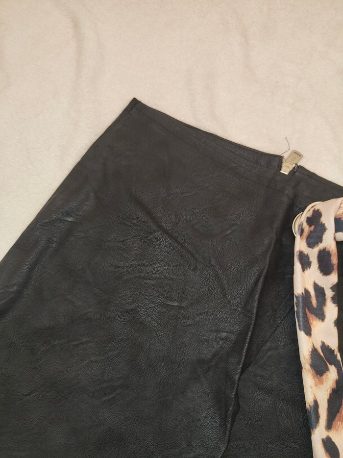 Jupe en cuir femme ceinture léopard - photo numéro 2