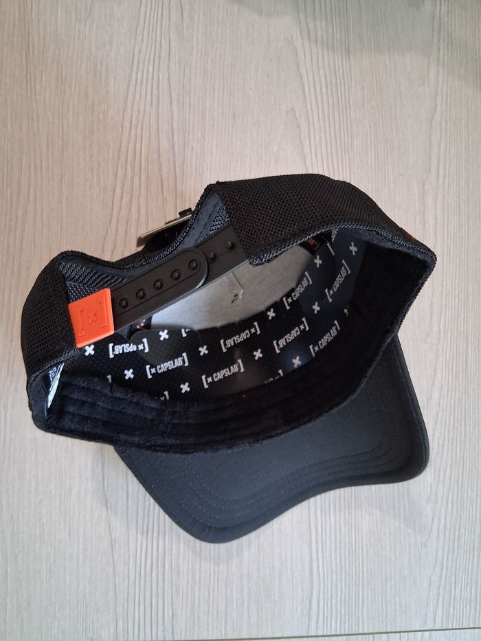 Capslab Casquette dragon ball z  authentique hologramme 3D - photo numéro 8