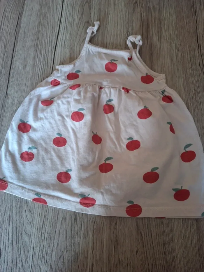 Robe 12 mois neuve kiabi - photo numéro 3