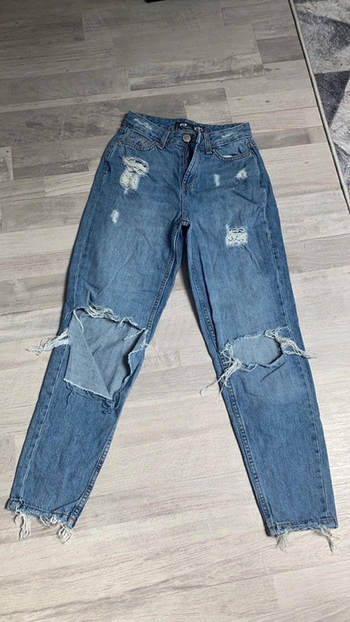 Jeans troué