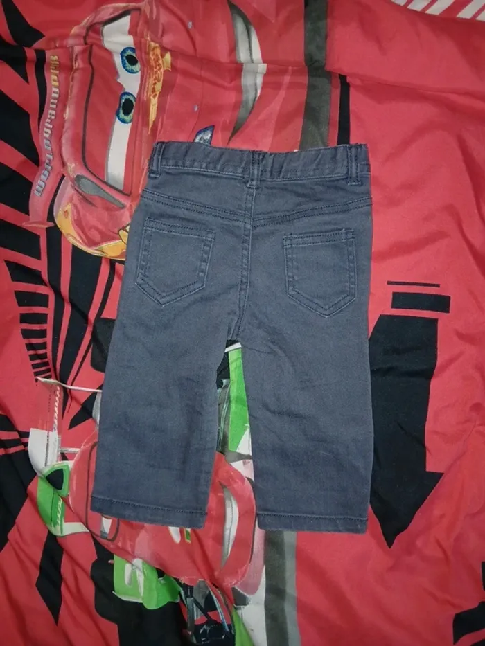 Lots de 3 jeans taille 6 mois - photo numéro 6