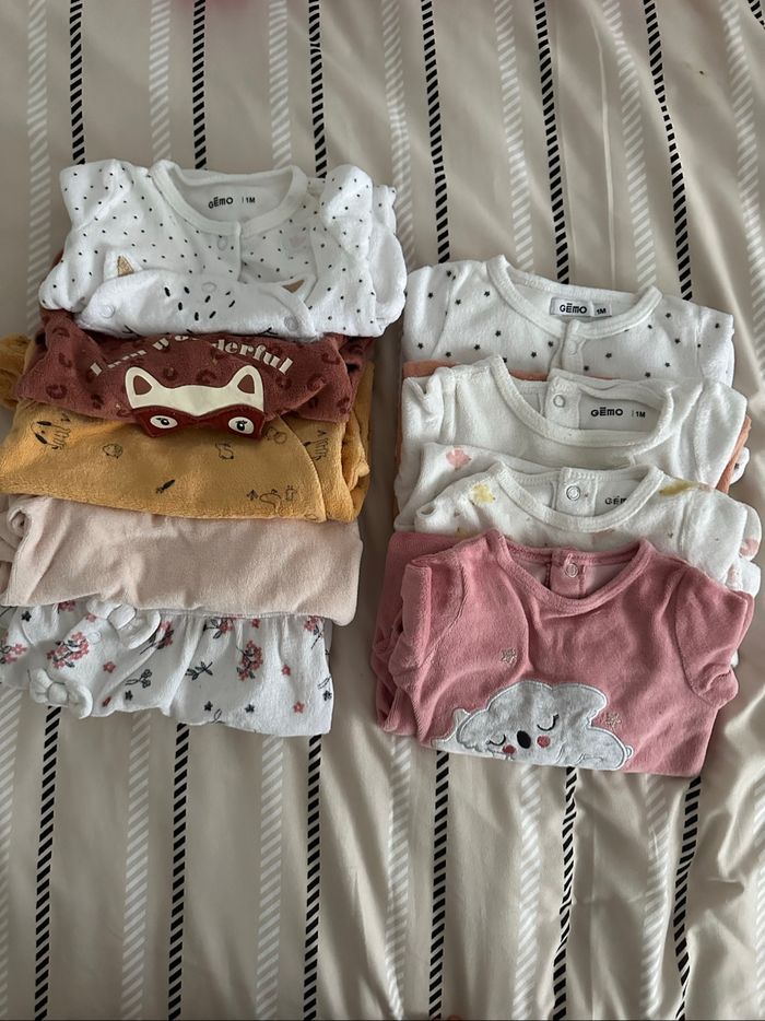 Lot de 9 pyjamas Kiabi , gémo