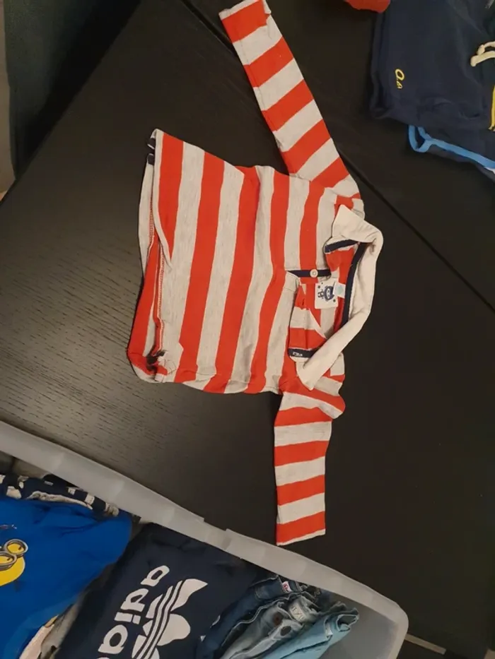 Pull taille 18 mois