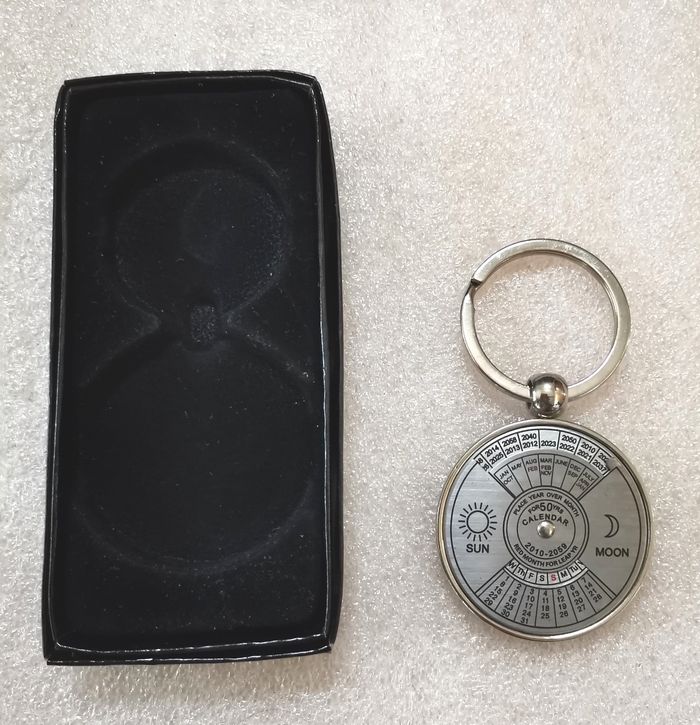 Porte clé "Calendrier annuel" - photo numéro 2