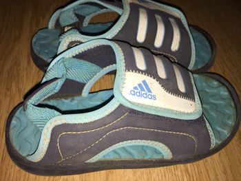 Sandales#adidas#pointure 27