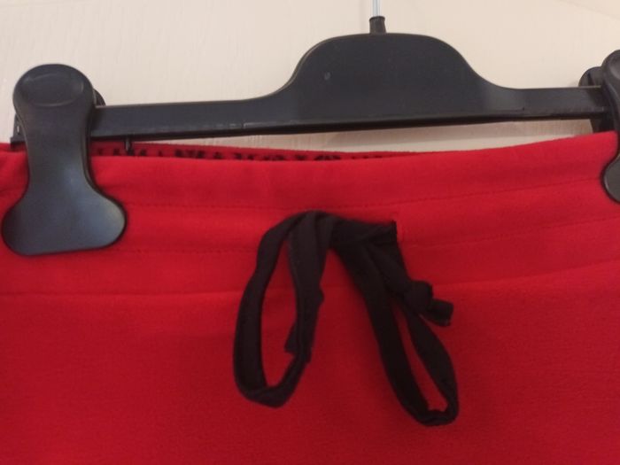 Jupe velours rouge - photo numéro 2