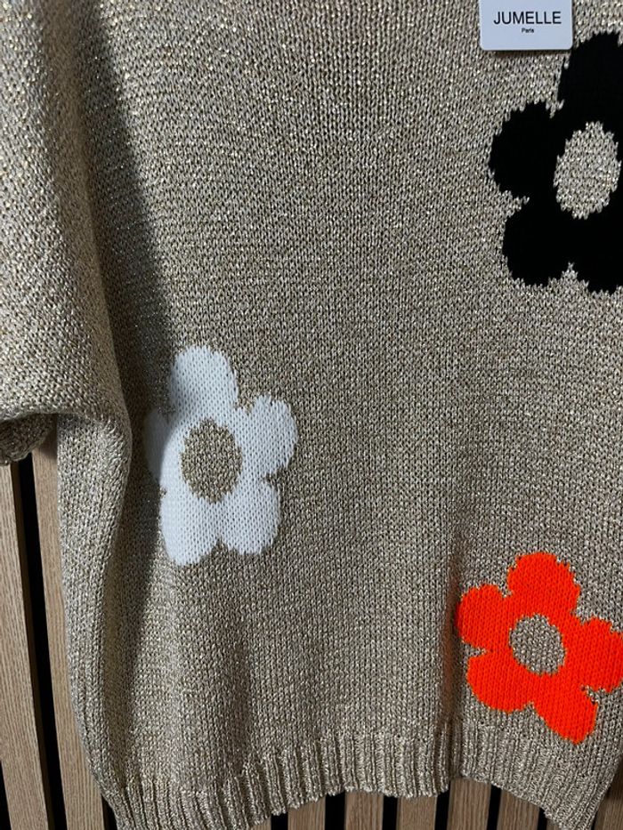Pull doré lurex à fleurs - photo numéro 2