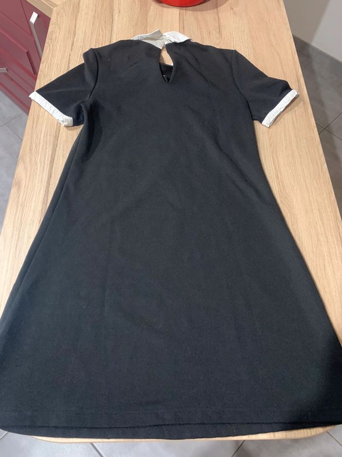 Robe noir - photo numéro 2