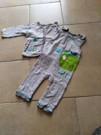 Ensemble salopette et gilet été 12 mois