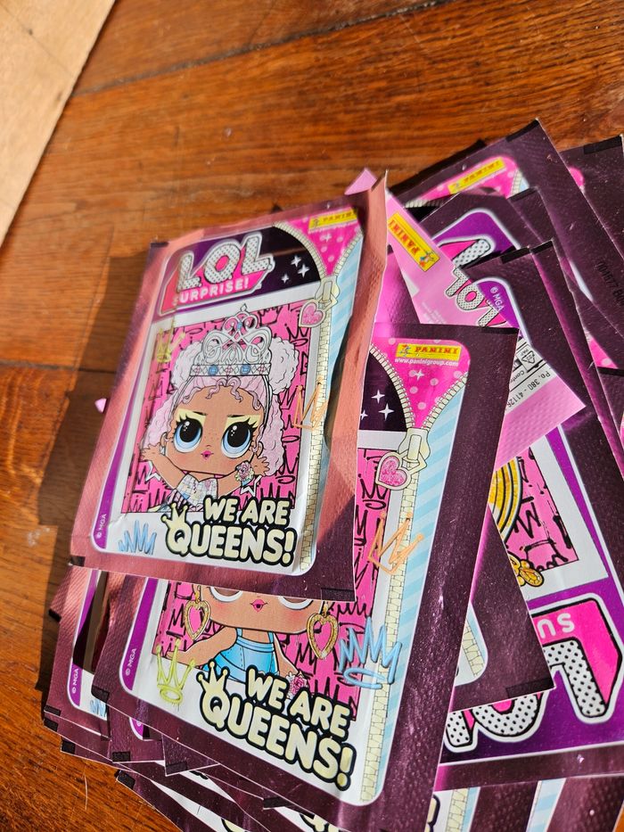 Lot pochettes LOL panini - photo numéro 8