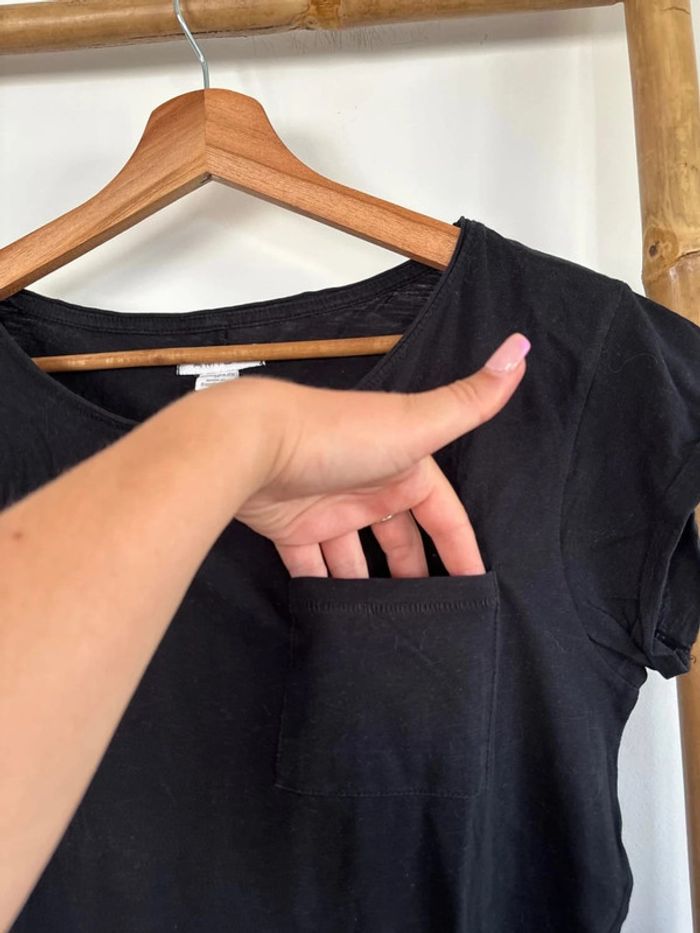 T-shirt noir avec petite poche - photo numéro 6