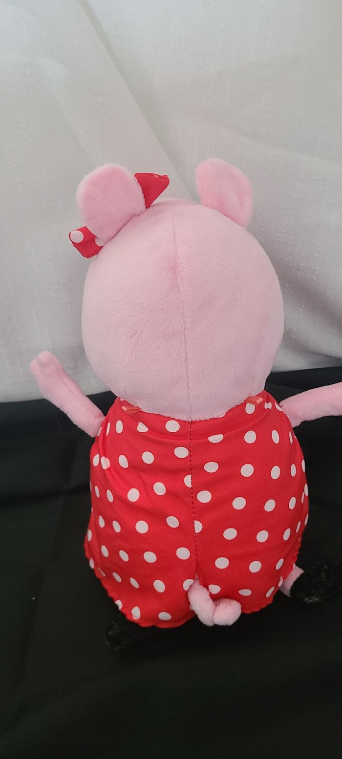 Doudou cochon rose rouge pois PEPPA PIG 28 cm - photo numéro 4
