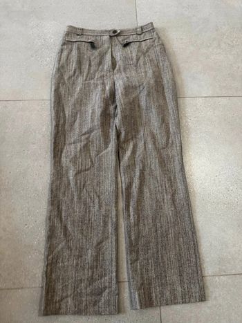 Pantalon Antonelle taille 38, très bon état, 36x95cm