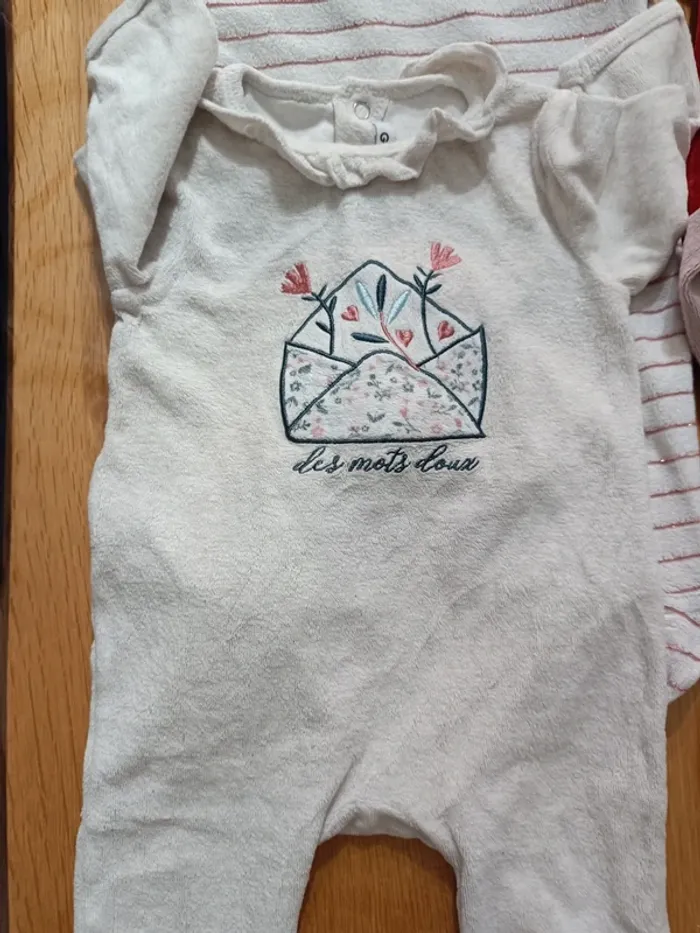 Lot pyjama - photo numéro 3