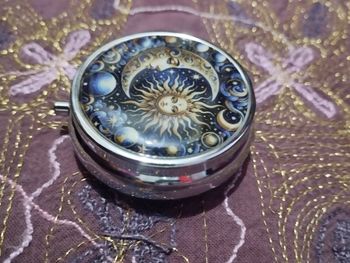 Boite pour médicament ou bijoux neuve