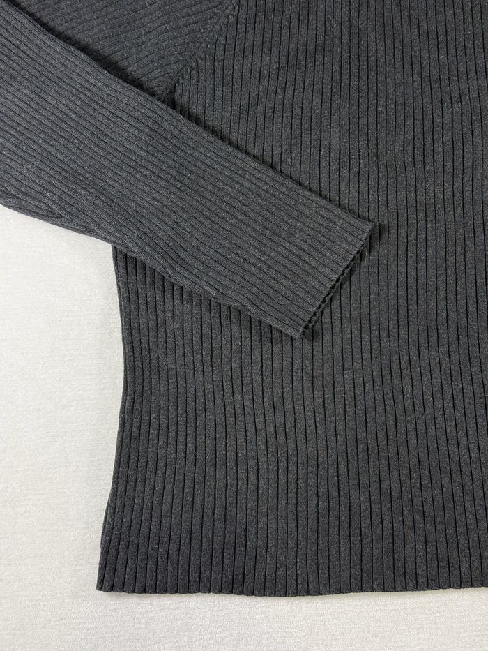 Pull noir côtelé Ralph Lauren pour femme taille M Boutons sur l'épaule en 100% coton - photo numéro 5