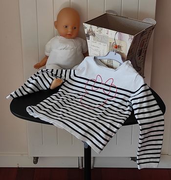 Pull fin fille – 7 ans (marqué 8 ans) – Minnie