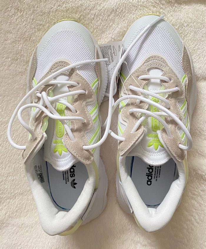 Baskets Adidas Ozweego Pointure 36 - photo numéro 3