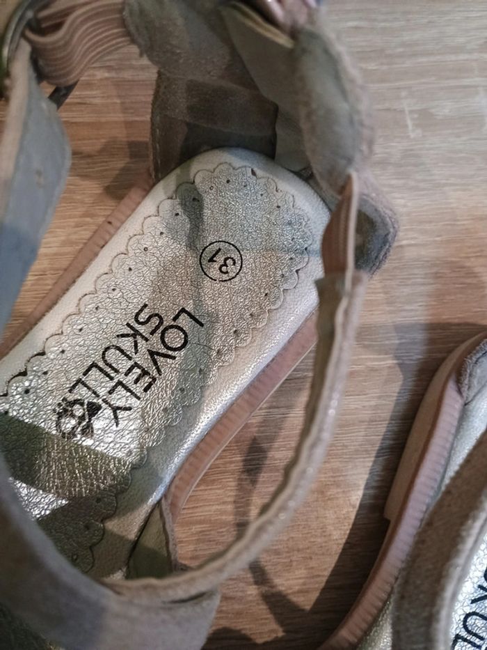 Sandales fille taille 31 - photo numéro 2