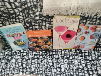 Livre de recettes de cuisine et cocktail