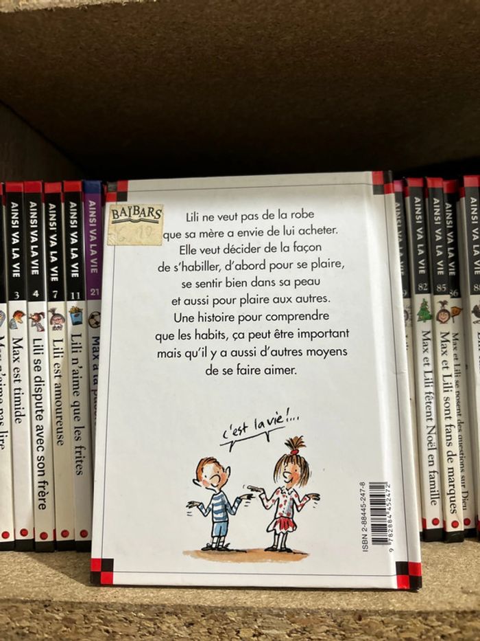 Livre, Lily veut choisir ses habits - photo numéro 2
