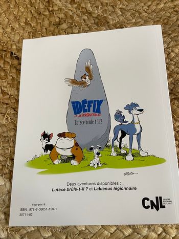 Livre idéfix lutece brule t’il ?