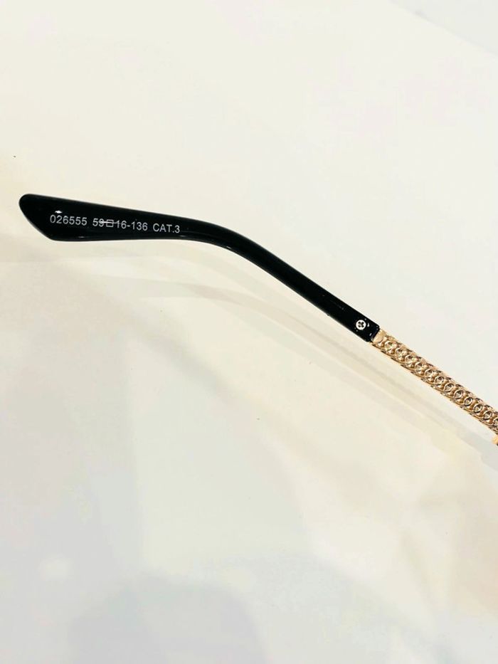 Lunette de soleil femme noire et dorée masque verres dégradés UV protection catégorie 3 - photo numéro 4