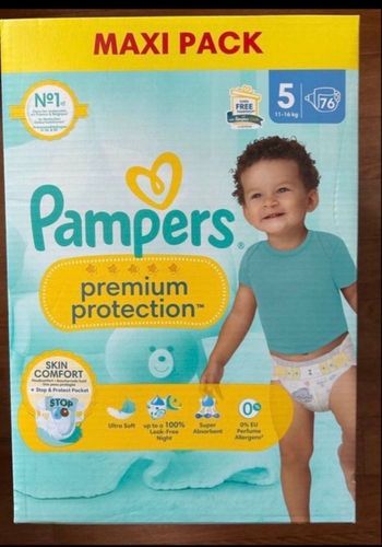 1 carton de couches Pampers t 5 