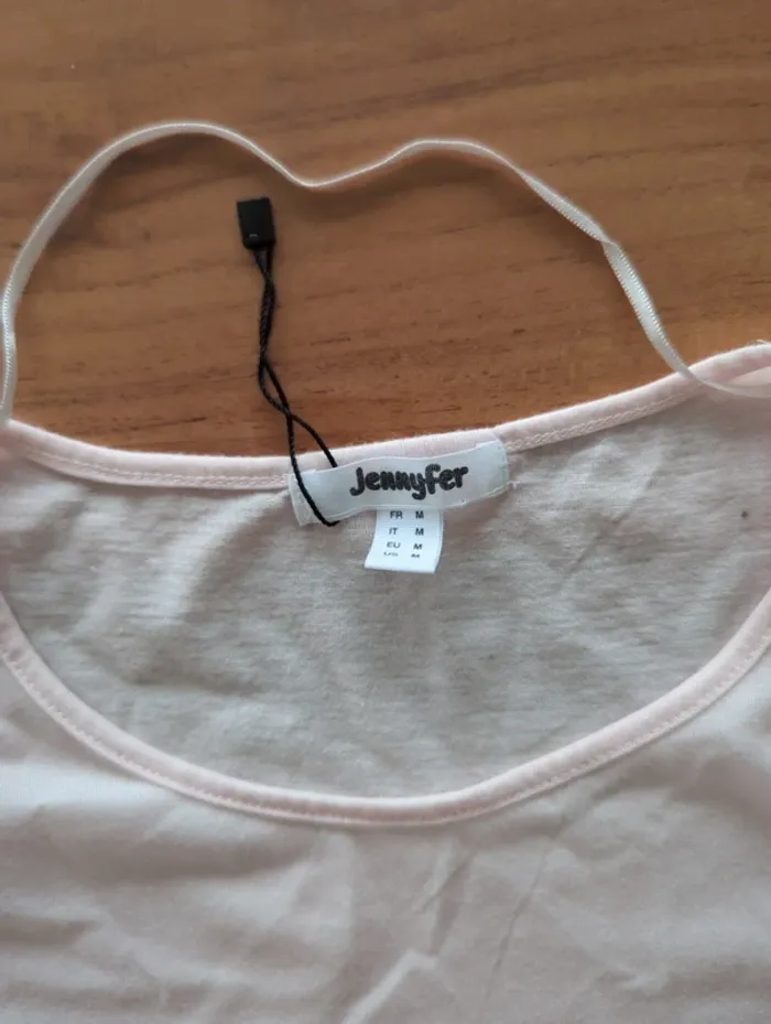Tee-shirt Jennyfer taille M neuf - photo numéro 3