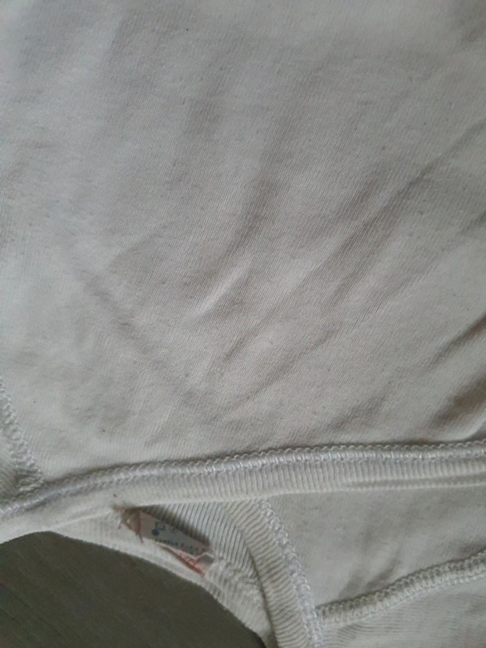 Lot bodies 1mois - photo numéro 3