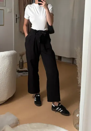 Pantalon noir oversize à ceinture