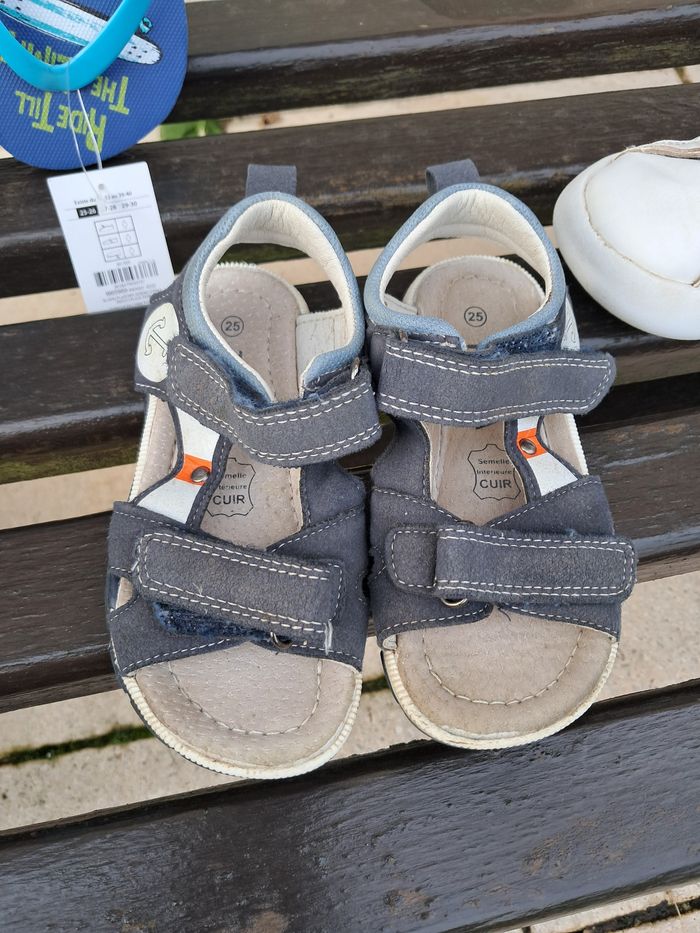 Lot de baskets divers enfant garçon taille 25 excellent état - photo numéro 8