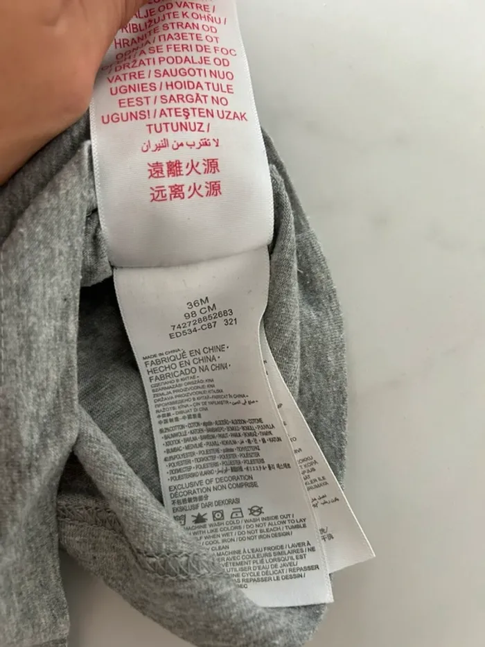 Haut Levi’s 36 mois - photo numéro 4