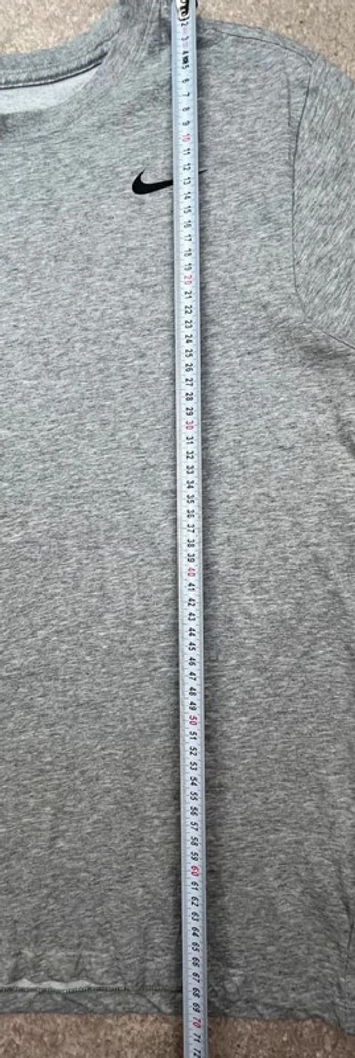💥 T-shirt gris Nike Dri-FIT taille M 💥 - photo numéro 7