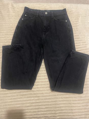 jean mom noir zara  taille 36