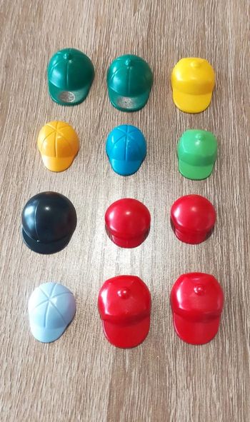 Playmobil lot casquettes chapeaux personnages