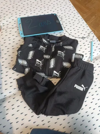 Ensemble survêtement Puma Enfant 1-2 ans Neuf