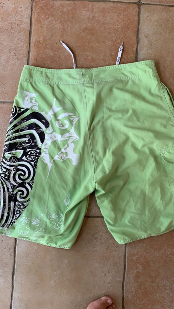 Short de bain CBK taille 40 - photo numéro 3